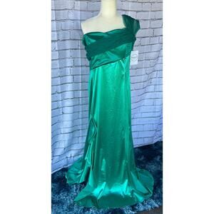 NWT Violet Weekend One Shoulder Satin Cascading Ruffle Gown Jade Size 17/18